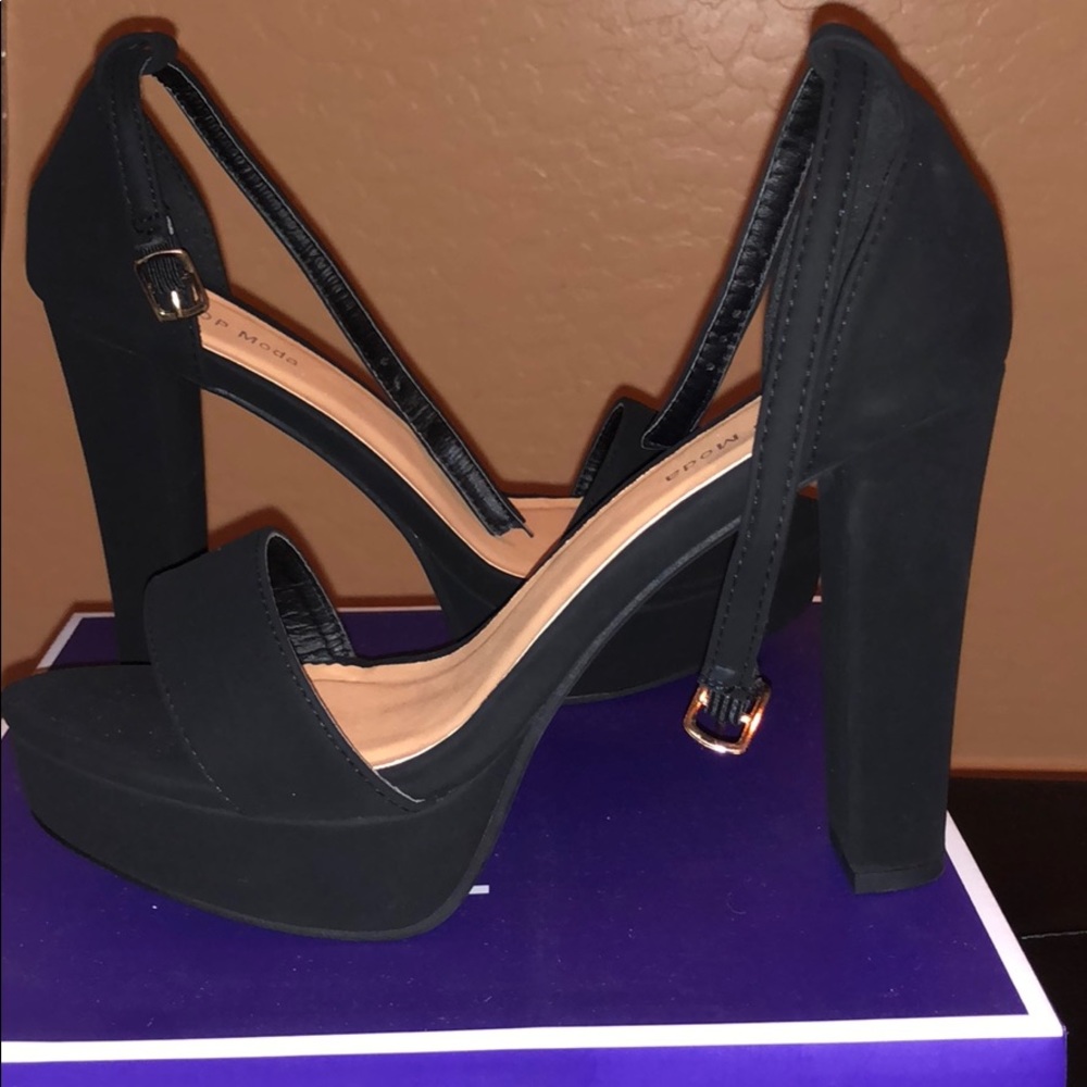 Chunky heels